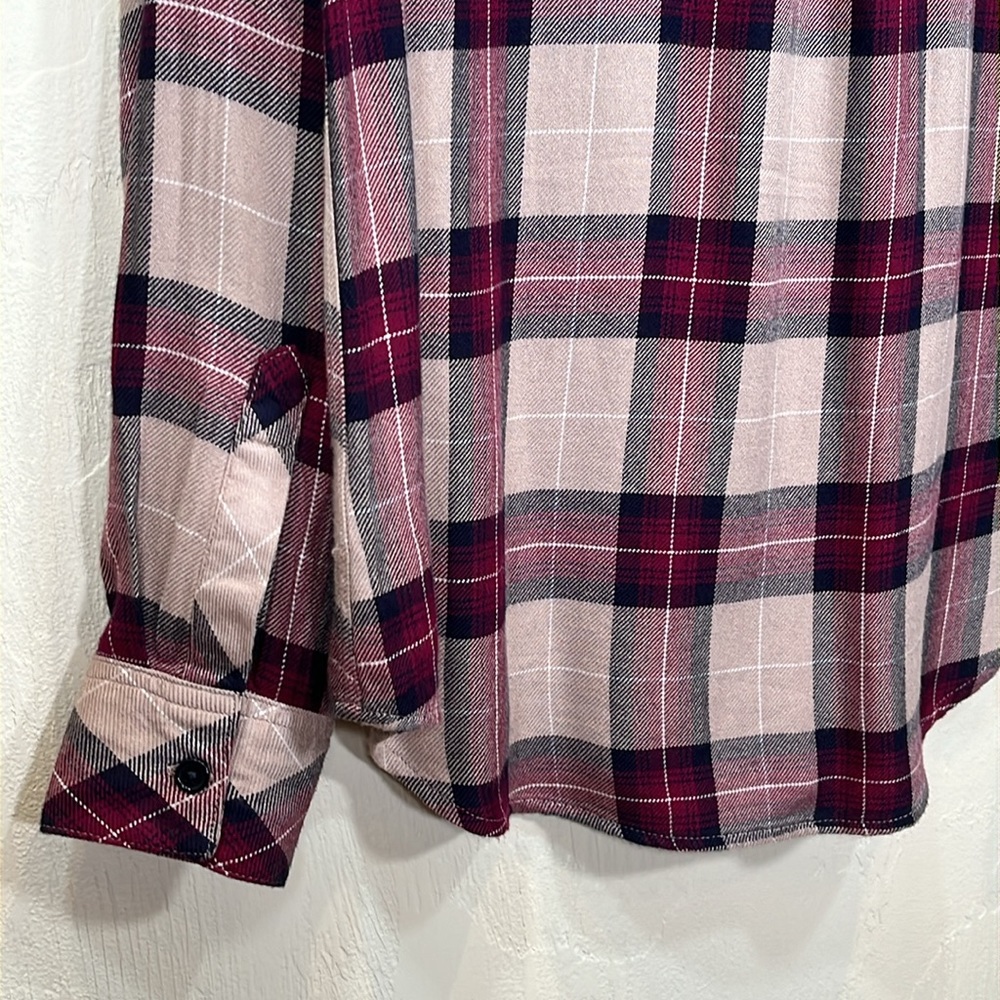 Like New! Rails Button Down Shirt - Picture 9 of 13